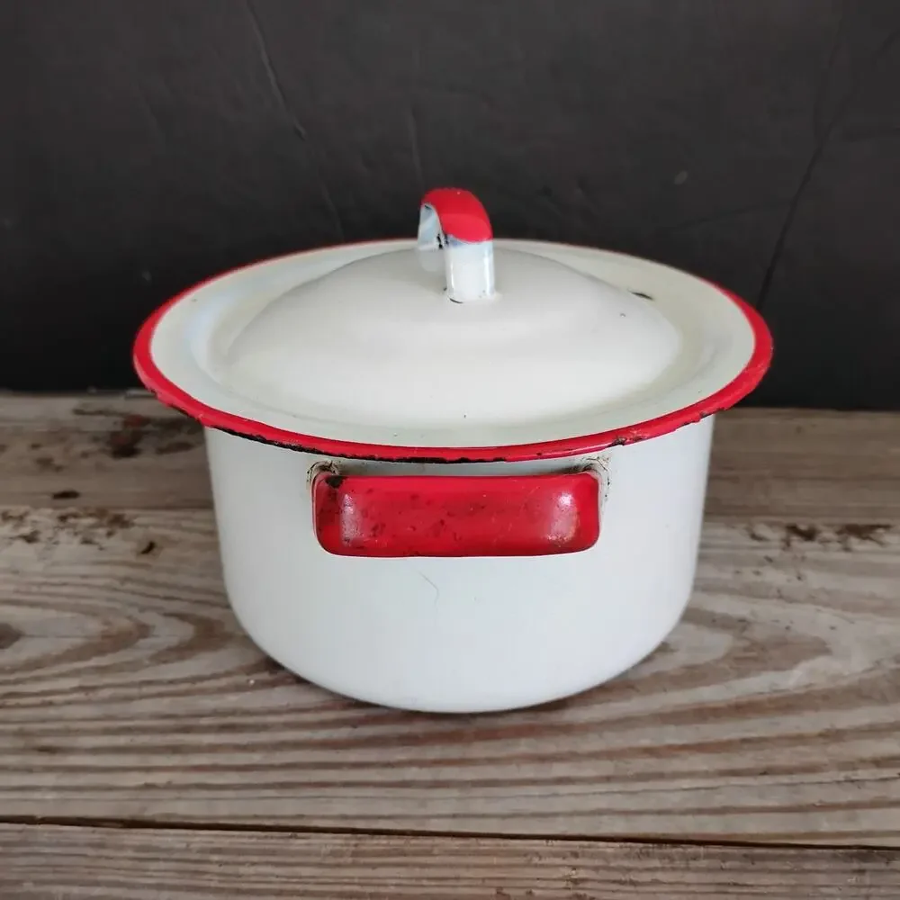 VTG❤️🤍Red White Enamelware Pot Lid Handles Farmhouse Distressed Camp Decor